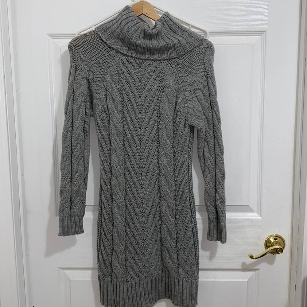 Turtle neck Gray knit midi dress